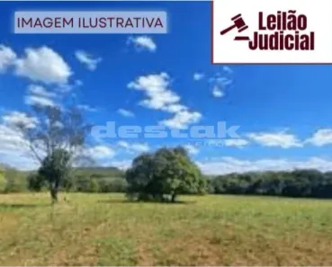 Lote/Terreno à venda, 140m² no , Sapucaí-Mirim
