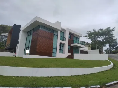 Casa de Condomínio com 3 Quartos para venda ou aluguel, 266m² no Lagoa, Macaé