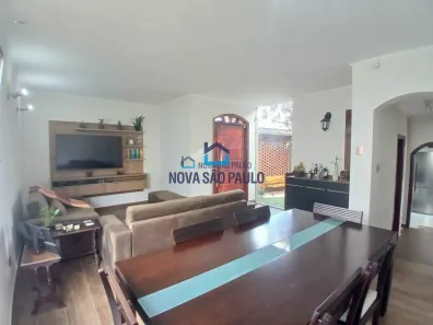 Casa com 4 Quartos à venda, 227m² no Jardim Oriental, São Paulo