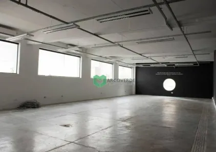 Prédio Comercial para alugar, 1100m² no Vila Olímpia, São Paulo