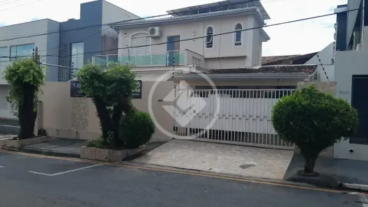 Sobrado com 4 Quartos à venda, 150m² no Jardim Cuiabá, Cuiabá