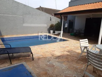 Casa com 5 Quartos à venda, 240m² no Vila Brandina, Campinas