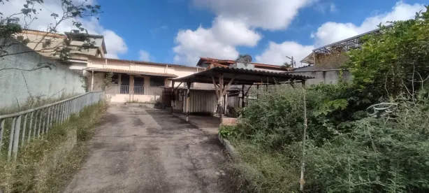 Lote/Terreno à venda, 360m² no Inconfidentes, Contagem