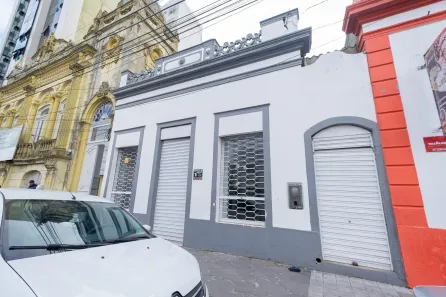 Prédio Comercial para alugar, 217m² no Centro, Pelotas