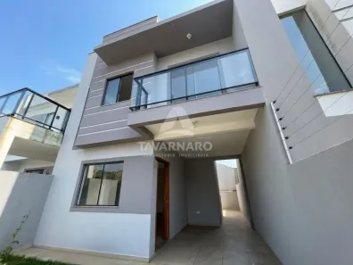 Sobrado com 3 Quartos para alugar, 80m² no Uvaranas, Ponta Grossa