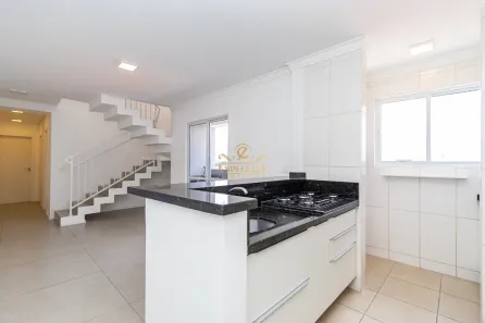 Cobertura com 3 Quartos para alugar, 108m² no Santa Cândida, Curitiba