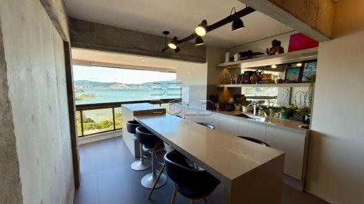 Apartamento com 3 Quartos à venda, 109m² no Coqueiros, Florianópolis