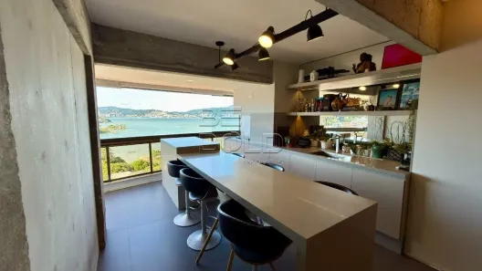 Apartamento com 3 Quartos à venda, 109m² no Coqueiros, Florianópolis
