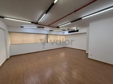 Sala Comercial à venda, 46m² no Cambuí, Campinas