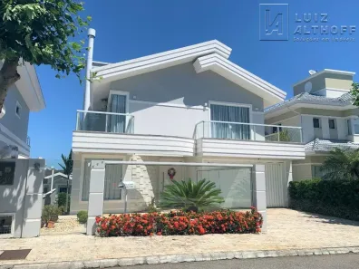 Casa com 3 Quartos à venda, 285m² no Pedra Branca, Palhoça