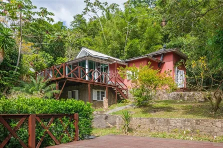 Imóvel Comercial com 11 Quartos à venda, 450m² no Lagoa da Conceição, Florianópolis