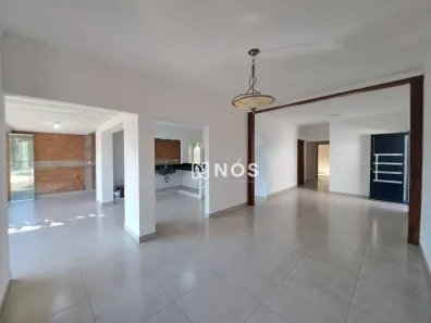 Casa com 3 Quartos à venda, 270m² no Centro, Vinhedo