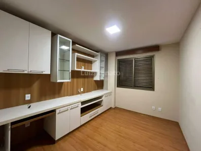 Apartamento com 4 Quartos para alugar, 136m² no Savassi, Belo Horizonte