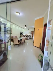 Casa de Condomínio com 3 Quartos à venda, 200m² no Vila Aviação, Bauru