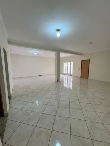 Imóvel Comercial com 2 Quartos para alugar, 224m² no Vila Mota, Bragança Paulista