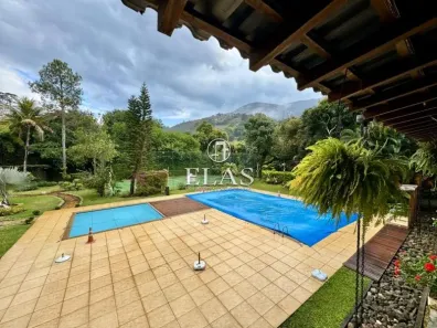 Apartamento com 2 Quartos à venda, 78m² no Itaipava, Petrópolis