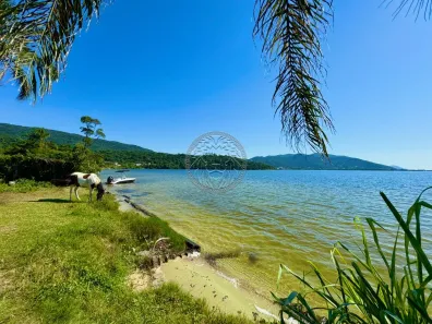 Casa com 5 Quartos à venda, 300m² no Lagoa da Conceição, Florianópolis