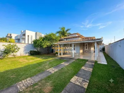 Casa com 2 Quartos à venda, 126m² no Maria Turri, Rio das Ostras