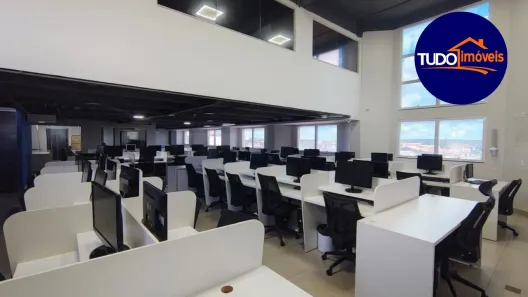 Sala Comercial à venda, 450m² no Taguatinga Norte, Brasília