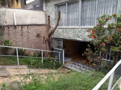 Casa com 5 Quartos à venda, 450m² no Santa Teresinha, São Paulo