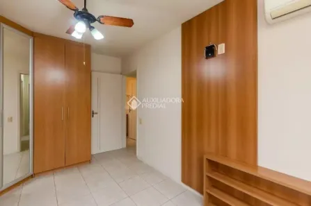 Apartamento com 2 Quartos para alugar, 74m² no Tristeza, Porto Alegre