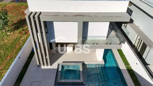 Casa de Condomínio com 3 Quartos à venda, 335m² no Jardim Sul, Uberlândia