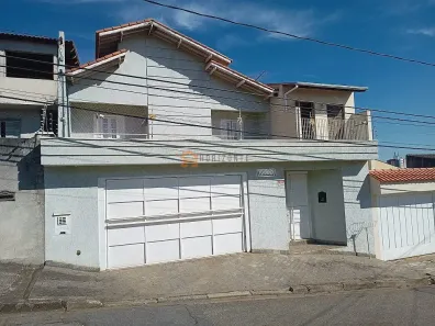 Sobrado com 3 Quartos à venda, 232m² no Vila Lavínia, Mogi das Cruzes
