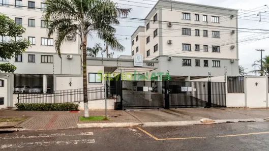 Apartamento com 2 Quartos para alugar, 47m² no Conjunto Habitacional Inocente Vila Nova Júnior, Maringá