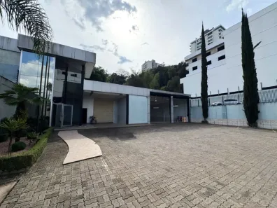 Galpão/Depósito/Armazém à venda, 770m² no Panazzolo, Caxias do Sul