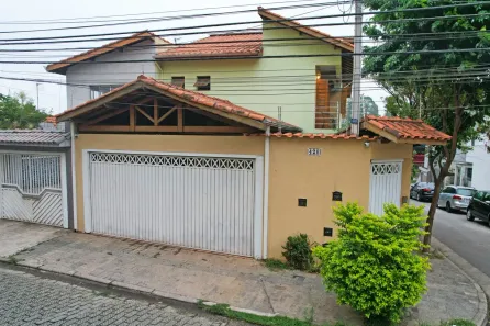 Sobrado com 3 Quartos à venda, 238m² no Vila Augusta, Guarulhos