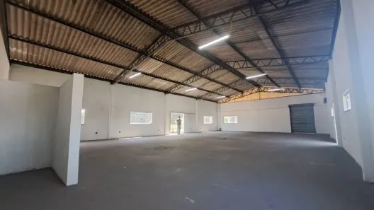 Galpão/Depósito/Armazém para alugar, 240m² no Distrito Industrial Honorina de Almeida Pacheco, Capivari