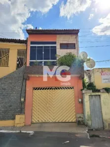 Casa com 3 Quartos à venda, 12m² no Centro, Crato