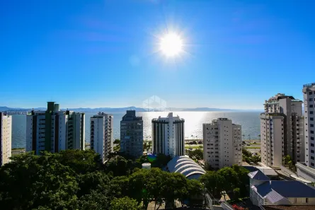 Apartamento com 2 Quartos à venda, 75m² no Agronômica, Florianópolis