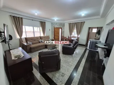 Fazenda/Sítio com 3 Quartos à venda, 334m² no Parque das Árvores, Boituva