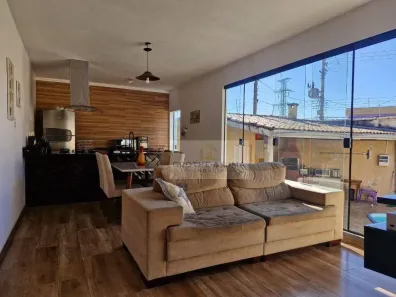 Casa com 3 Quartos à venda, 137m² no Parque Residencial Maria Elmira, Caçapava