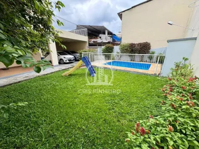 Casa com 3 Quartos à venda, 231m² no Jardim Guanabara, Rio de Janeiro