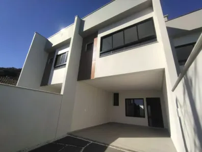 Sobrado com 3 Quartos à venda, 136m² no Czerniewicz, Jaraguá do Sul