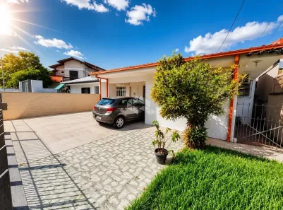 Casa com 4 Quartos à venda, 181m² no Itacorubi, Florianópolis
