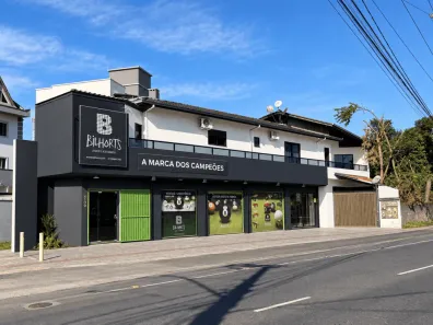 Imóvel Comercial à venda, 747m² no Comasa, Joinville