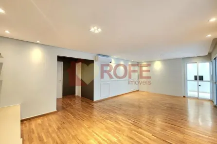 Apartamento com 3 Quartos para venda ou aluguel, 210m² no Vila Olímpia, São Paulo
