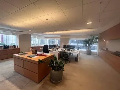 Sala Comercial para alugar, 300m² no Jardim Paulistano, São Paulo