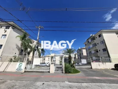 Apartamento com 2 Quartos para alugar, 62m² no Areias, São José
