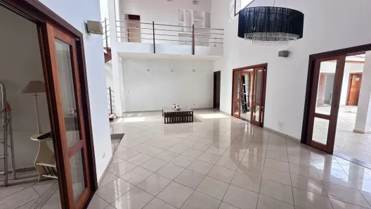 Casa de Condomínio com 4 Quartos para alugar, 700m² no Nossa Senhora do Perpétuo Socorro, Pindamonhangaba