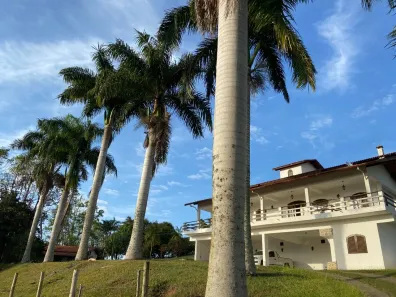 Fazenda/Sítio com 4 Quartos à venda, 32000m² no Centro, Paraibuna