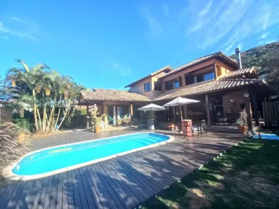 Casa com 3 Quartos para alugar, 263m² no Lagoa da Conceição, Florianópolis