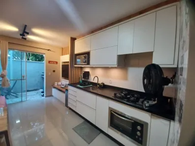 Apartamento com 2 Quartos à venda, 74m² no Campeche, Florianópolis