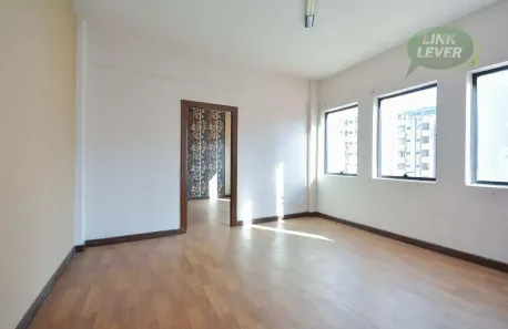Sala Comercial para alugar, 29m² no Centro, Curitiba