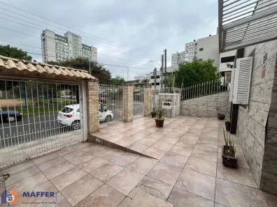 Casa com 3 Quartos à venda, 139m² no Cavalhada, Porto Alegre