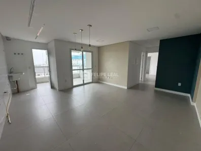 Apartamento com 2 Quartos à venda, 79m² no Barreiros, São José