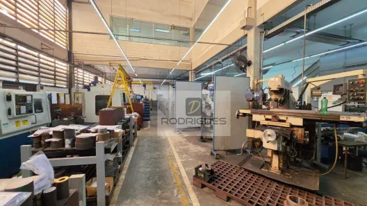 Galpão/Depósito/Armazém para alugar, 1150m² no Vila Sacadura Cabral, Santo André